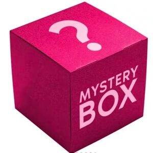 Mystery Box random items clothes 6pc